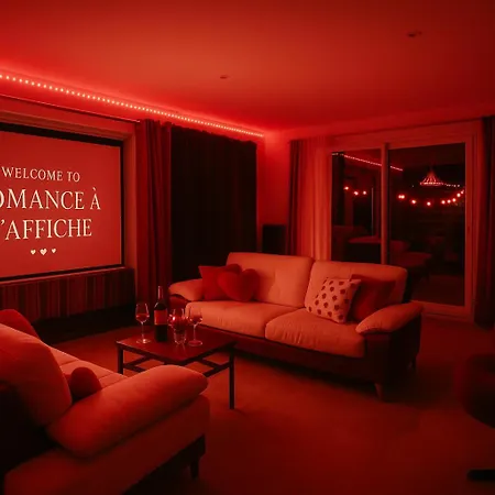 Romance A L' Affiche Apartman